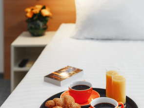 Отель Orange Hotel