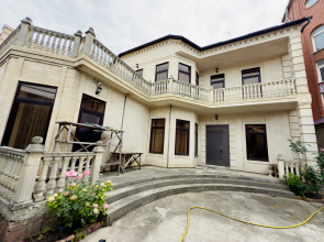 Dom V Tsentre Private house