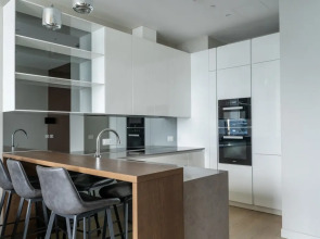 Апартамент на 63 этаже с видом на башни