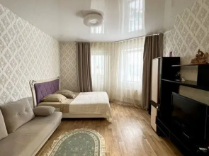 Na Prospekte Lenina 74 Flat