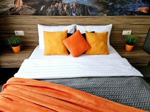 Flagman 2 Guest house
