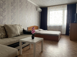 Na Ulice 50 Let Oktyabrya 81 Flat