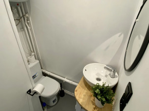 Апартаменты Серебрянический 11