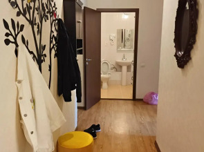 Апартаменты Двухкомнатные на втором этаже с балконом