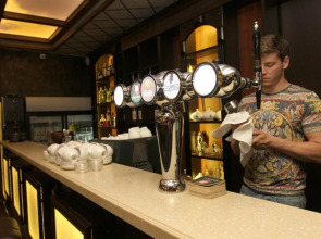 Отель Золотая Империя