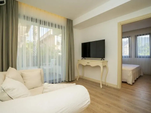 Апарт-отель Channel Suites