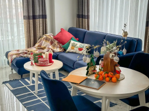 1+1 Qoople Excellence C37 S Vidom na More i Gory Dlya Vsey Semi Apartments