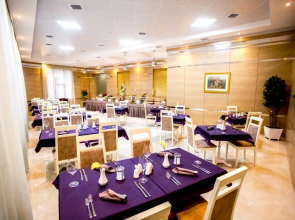 West Shine Hotel