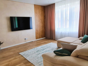 Апартаменты трехкомнатные с Дизайнерским ремонтом Олимпия Запад