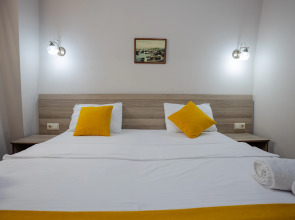 Отель Daisi-Sunset