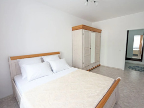 Na Mikrohirurgii Glaza Flat