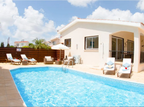 Bungalow Mikaella Villa