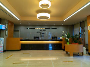Midtown Hotel