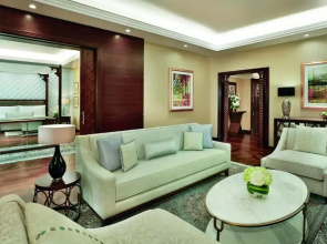 Отель The Ritz-Carlton, Dubai