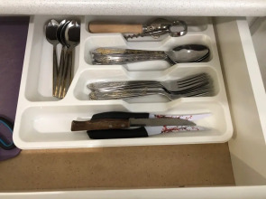 Апартаменты у моря с видом на город и горы