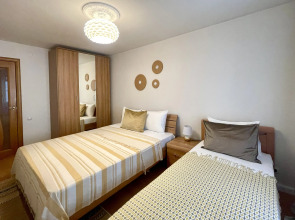 Квартира Просторная 4х комнатная в центре