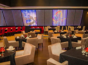 Отель Grand Excelsior Hotel Al Barsha