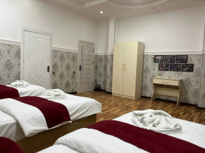 Отель HOME ALONE