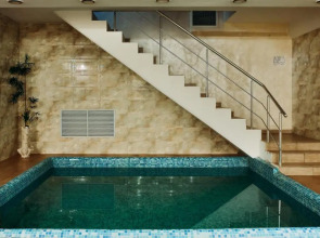 Отель Goldman Empire