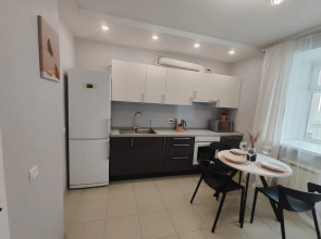 Апартаменты Ягодинская 25