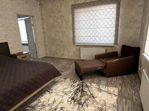 Квартира Уютная на улице Локомотивная