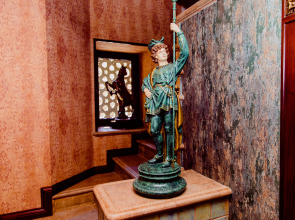 Royal Antique Boutique Hotel