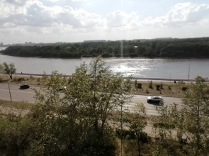 Апартаменты на Набережной Иртыша