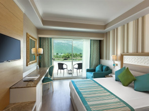 Отель Karmir Resort  & SPA