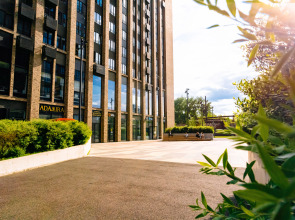 Апартаменты Lalapart Loft Style с лоджией и отдельной кухней в ЖК Савеловский Сити