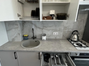 Квартира с Современным Ремонтом, Чистая и Уютная