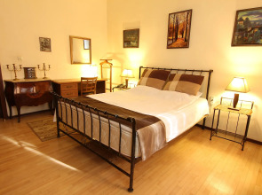 Отель British House