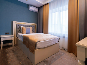 Отель Фараон