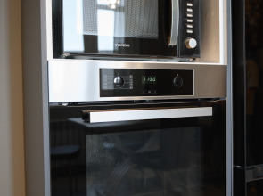 Апартаменты Современные у метро Покрышкина