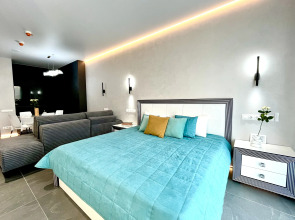 Квартира панорамная Неотель в ЖК Галерея Чижова, у Театра Оперы и Балета