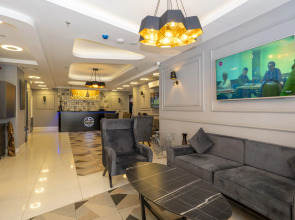 Отель Comfort Suites