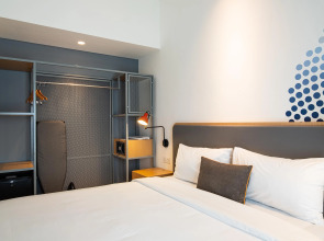 Отель Rove La Mer Beach