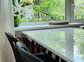 Квартира с прекрасными видами в центре Академгородка