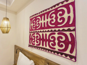 Отель Акжола