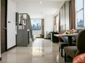 Отель The Berkeley Hotel Pratunam