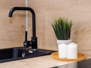 Трехкомнатная Просторная Квартира на 6 гостей у ТЦ Планета и Аквапарка