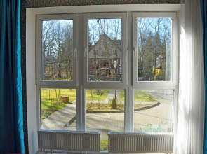 Двухкомнатная квартира на Тихомирова