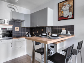 Апартаменты в Небоскребе с Видом на Неву