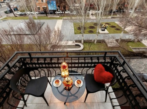 Solnechnaya Kvartira u Kaskada Flat