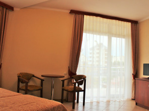 Отель Гермес