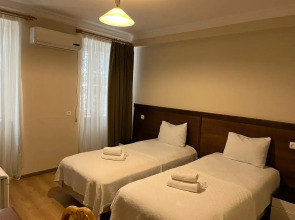 Отель Beaumonde Tbilisi