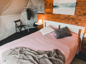 Глэмпинг Веззика