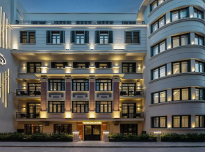 Gleam Collection Hotel