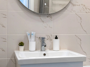 Апартаменты TopHouse на Нейбута 2а, 3 этаж