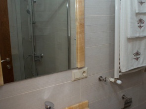 Отель Metekhi Line