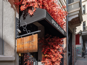Perazre Hotel